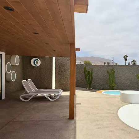 Canaryislandshost L Origen Vila Famara