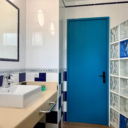 Canaryislandshost L Origen Vila