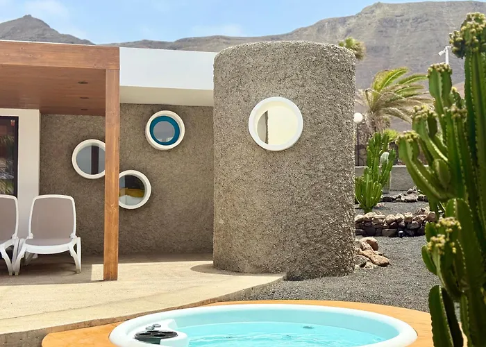 Canaryislandshost L Origen * 파마라